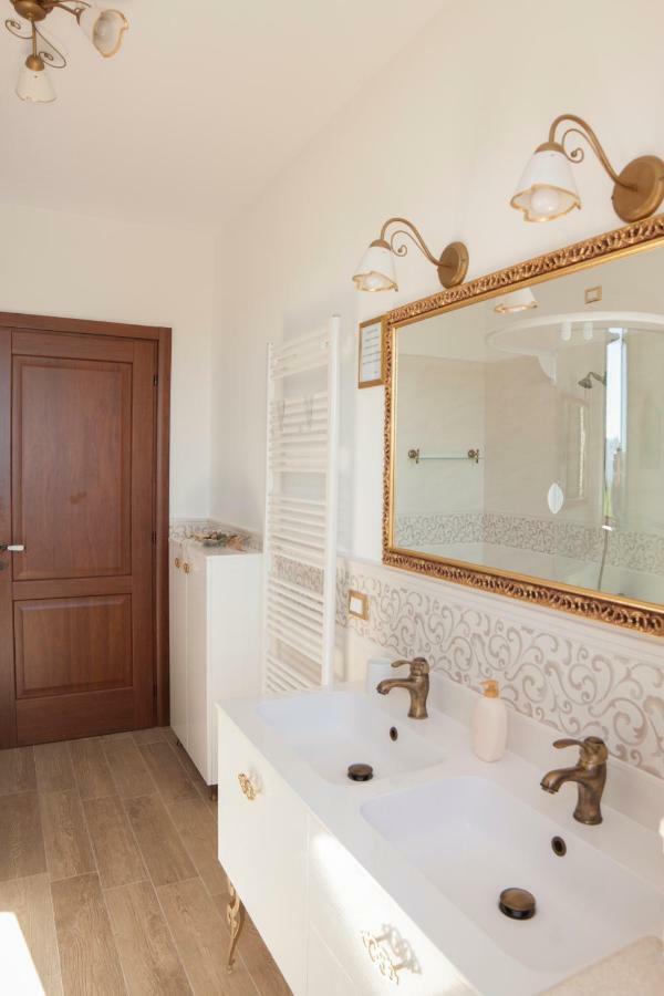 B&B L' Antica Fonte Spinetoli ภายนอก รูปภาพ